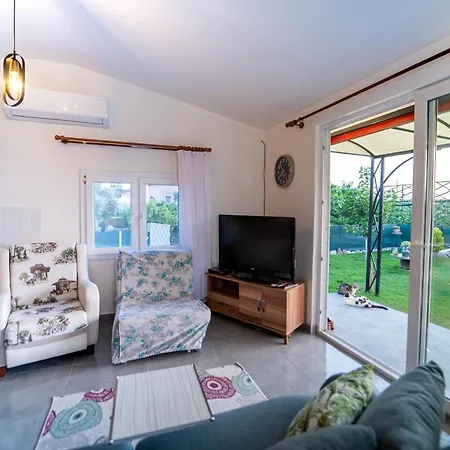 Dreamy House With A Lovely Backyard Close To The Beach In Fethiye
